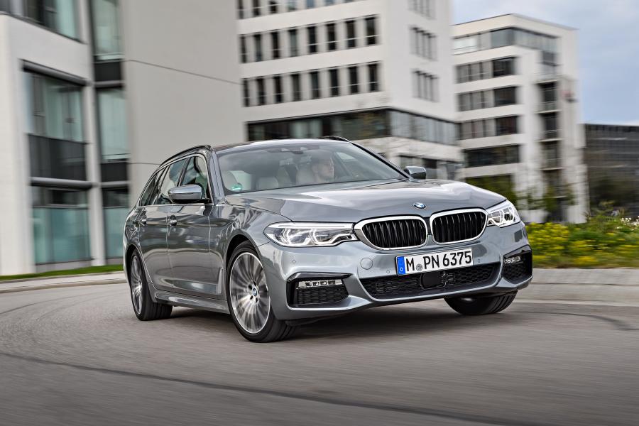  BMW 530d Touring M Sport 2017 года  (WW) (фото 4 из 40)